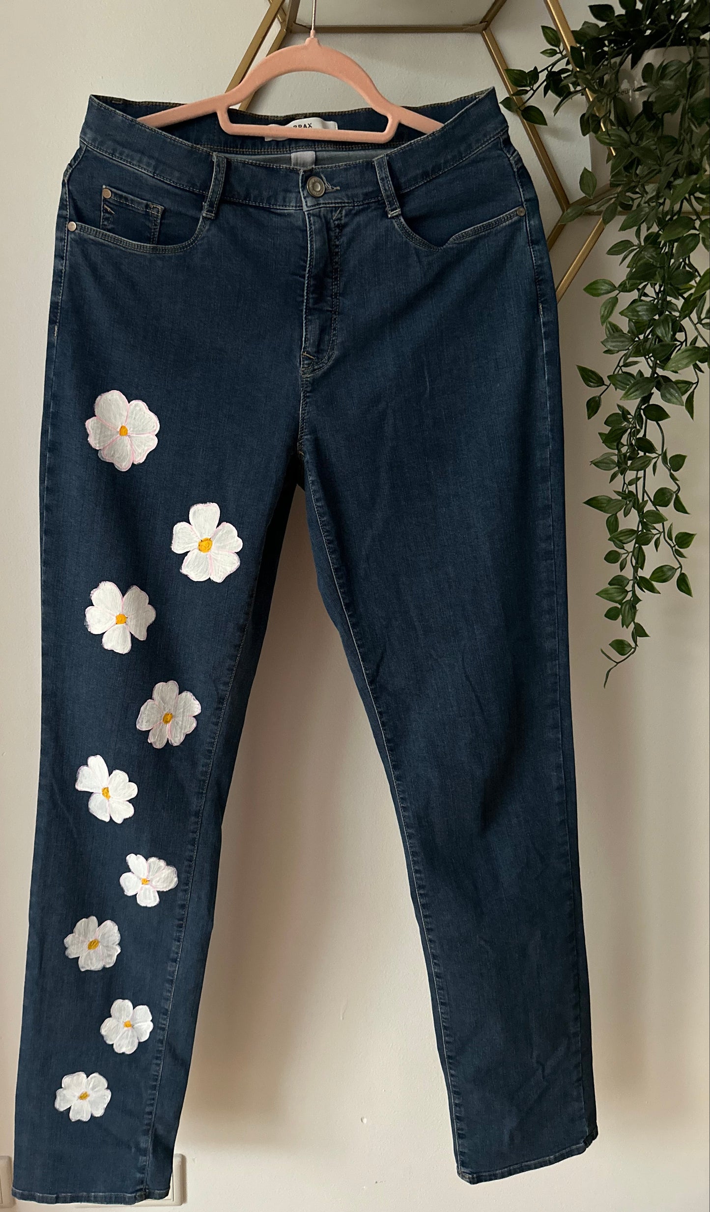 Goldblume Jeans Hose (Marke Brax)