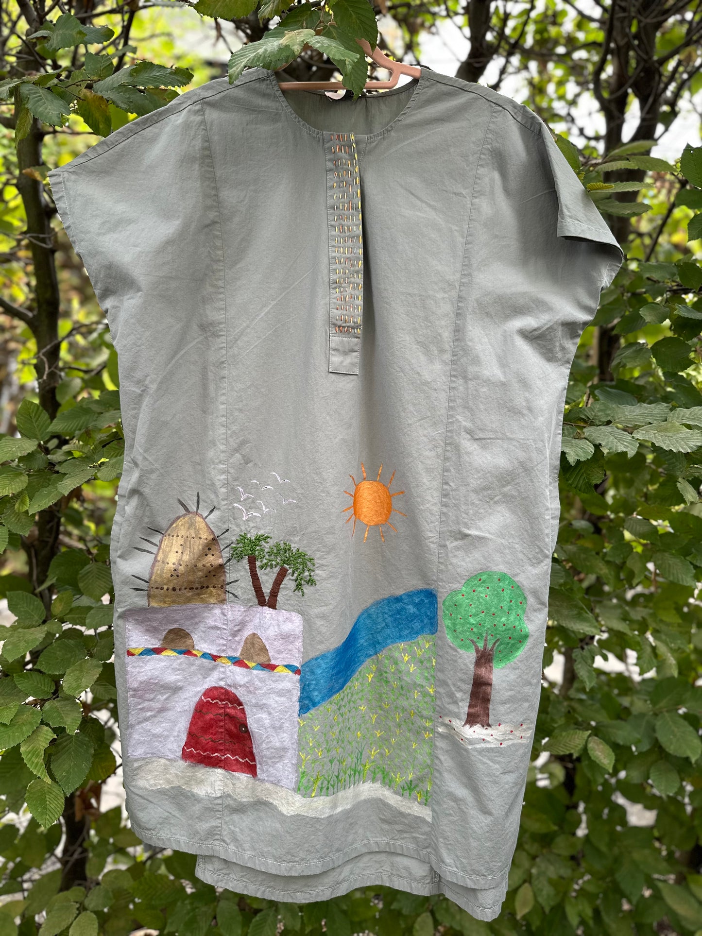 kleid (Halawet Shamsena design)