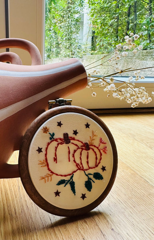 Handbestickterrahmen (Kürbis Design)